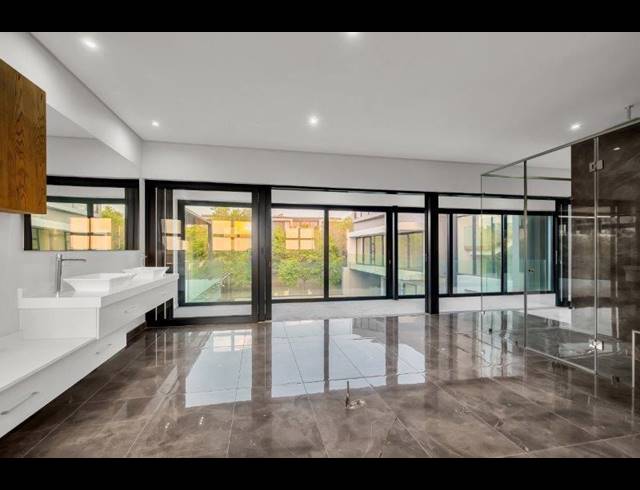 5 BEDROOM HOUSE FOR SALE IN STEYN CITY